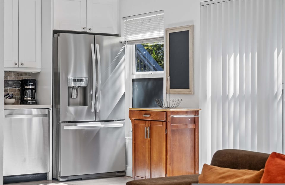 House | Private kitchen | Cookware/dishes/utensils
