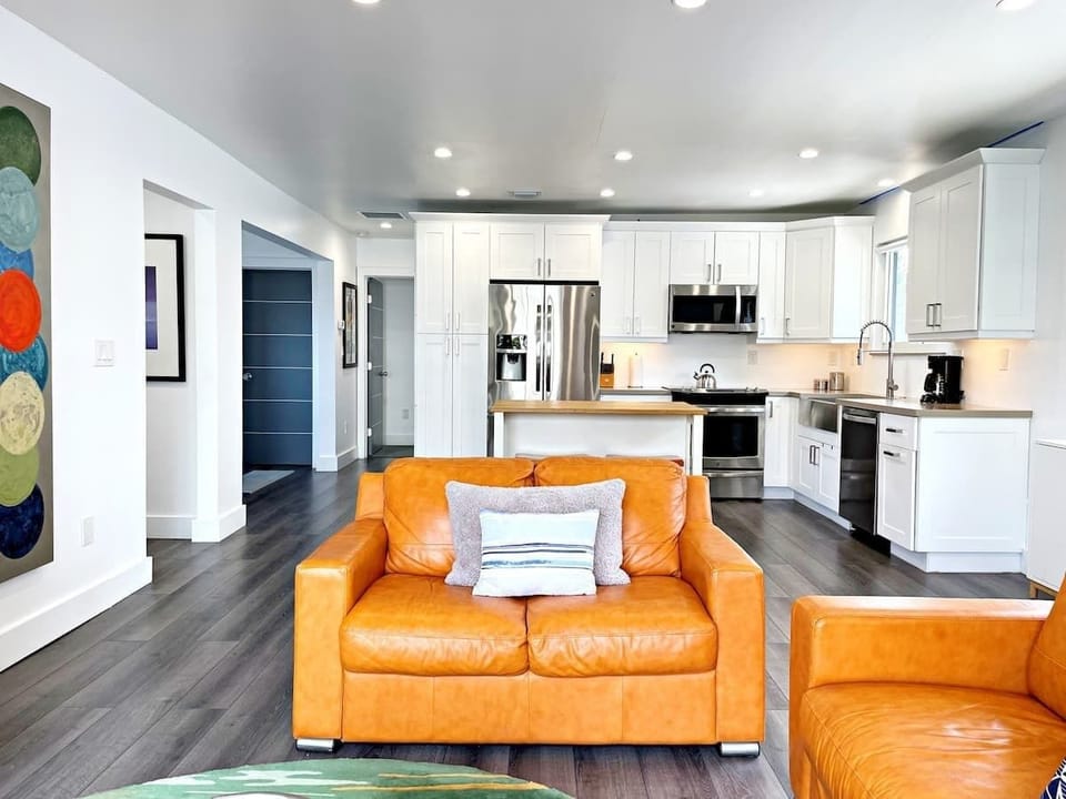 House | 3 bedrooms, high-speed internet