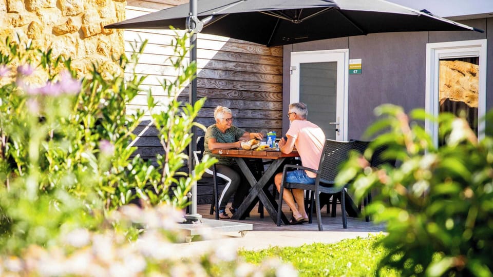 House | Outdoor dining
