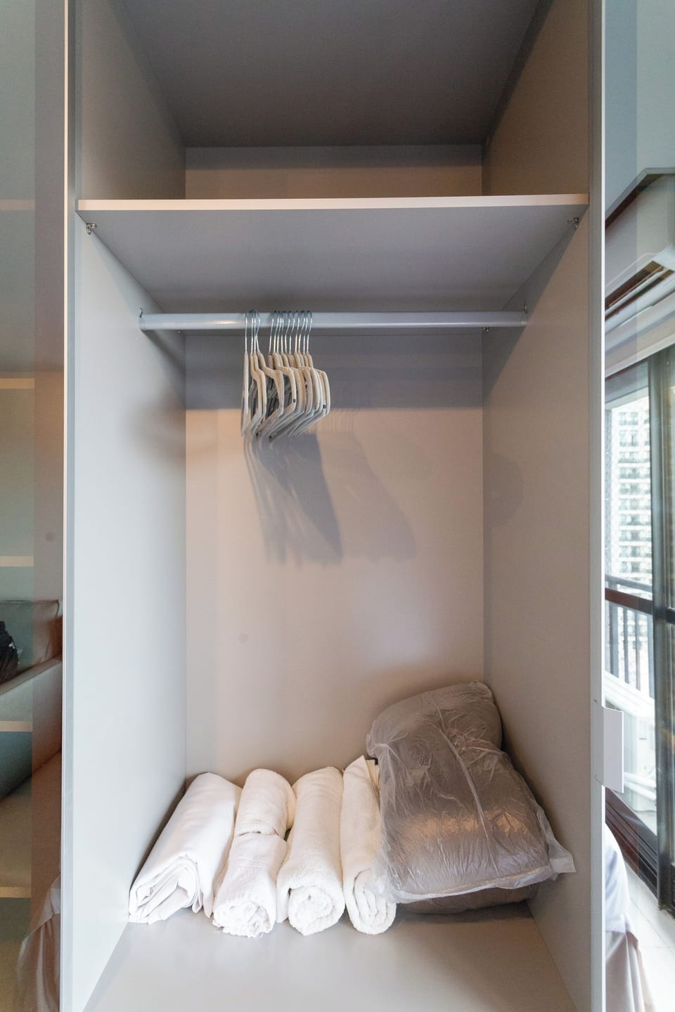 Studio | Blackout drapes, iron/ironing board, free WiFi