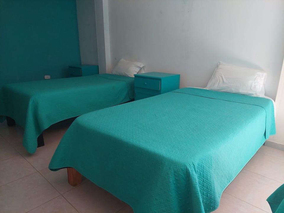 Twin Room | Soundproofing, free WiFi