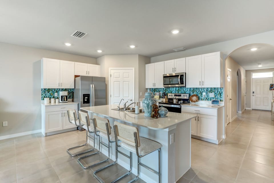 House (4 Bedrooms) | Interior