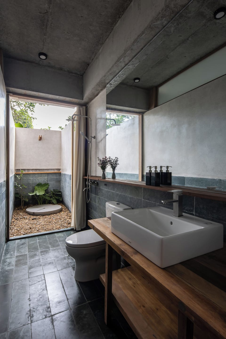 POMELO FAMILY TERRAZO | Bathroom | Shower, designer toiletries, hair dryer, slippers