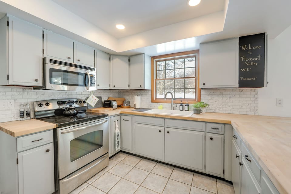 House (2 Bedrooms) | Interior