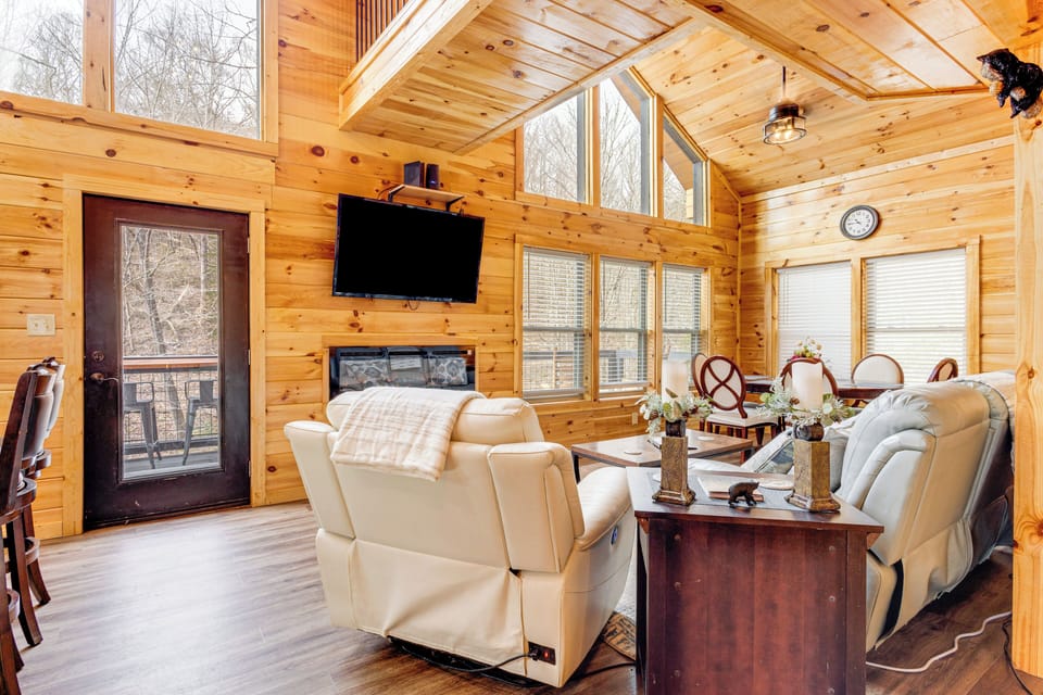 House (3 Bedrooms) | Front of property