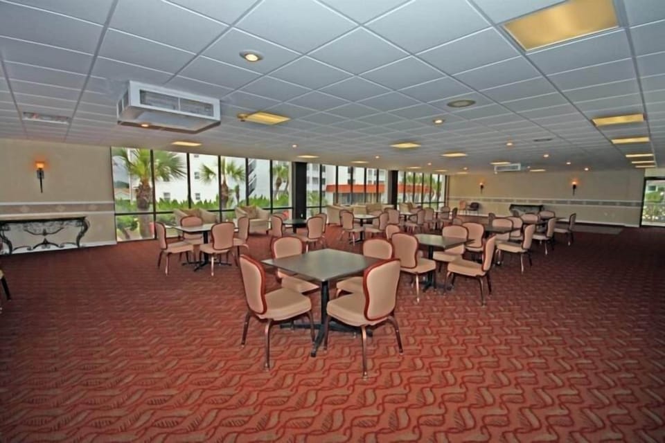 Condo, 2 Bedrooms | Meeting facility