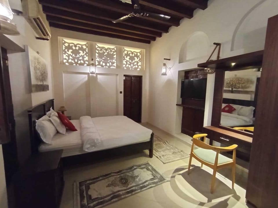 Standard Double Room, Courtyard View | Egyptian cotton sheets, premium bedding, down comforters, pillowtop beds