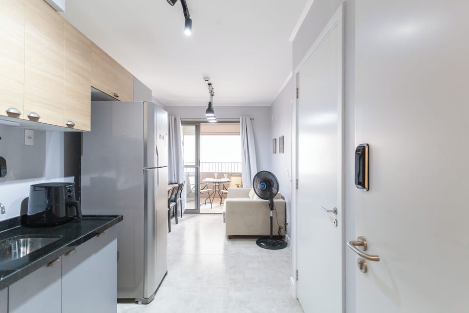 Studio | Blackout drapes, iron/ironing board, WiFi (free), bed sheets
