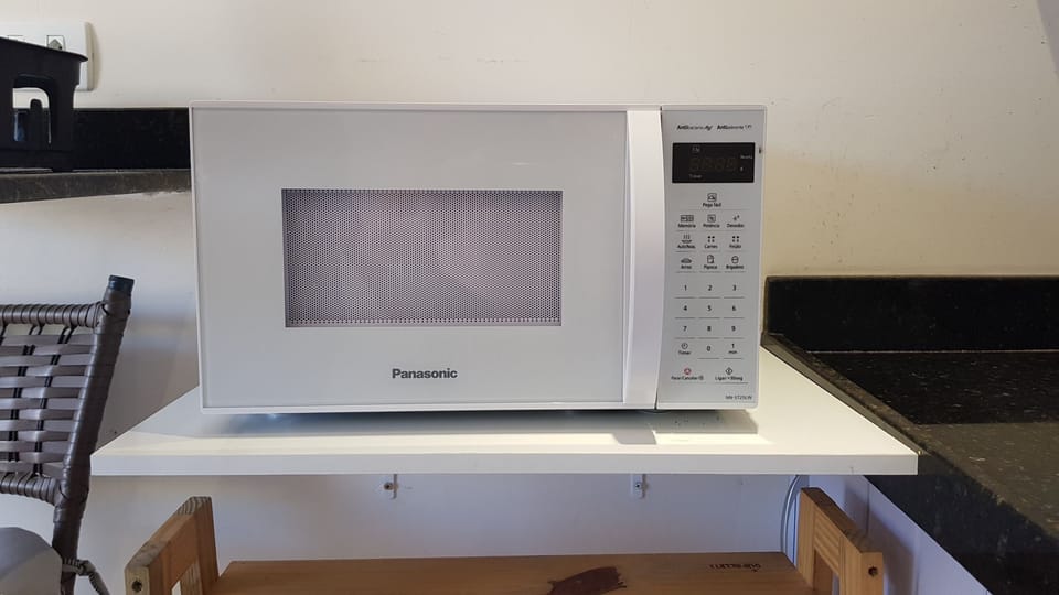Comfort Studio | Microwave
