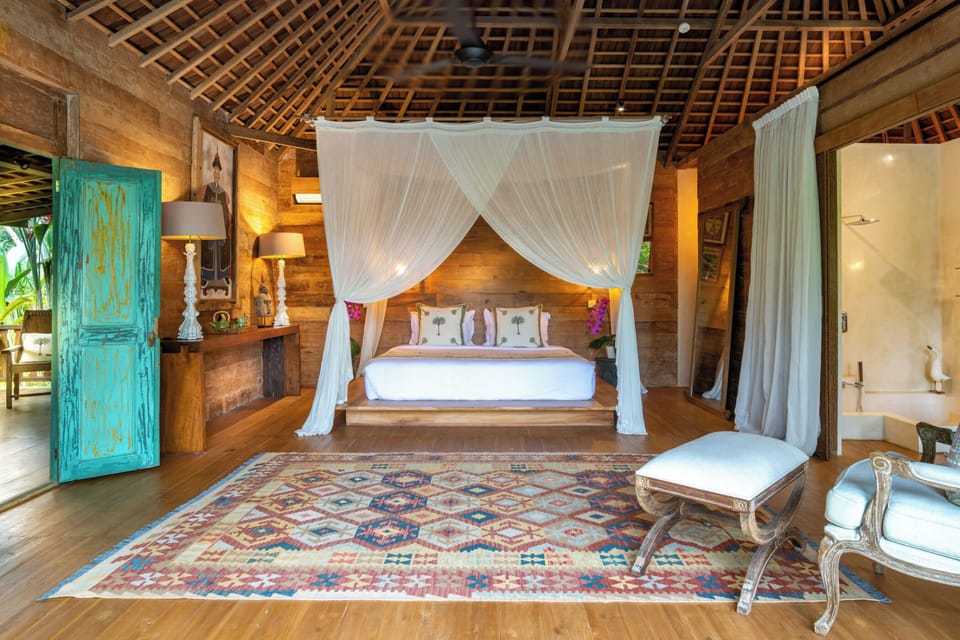 8BR Luxury Villa | 5 Pools, Yoga Pavilion, Massage Studio, Lush Garden, Chef | 8 bedrooms, blackout drapes, free WiFi, bed sheets