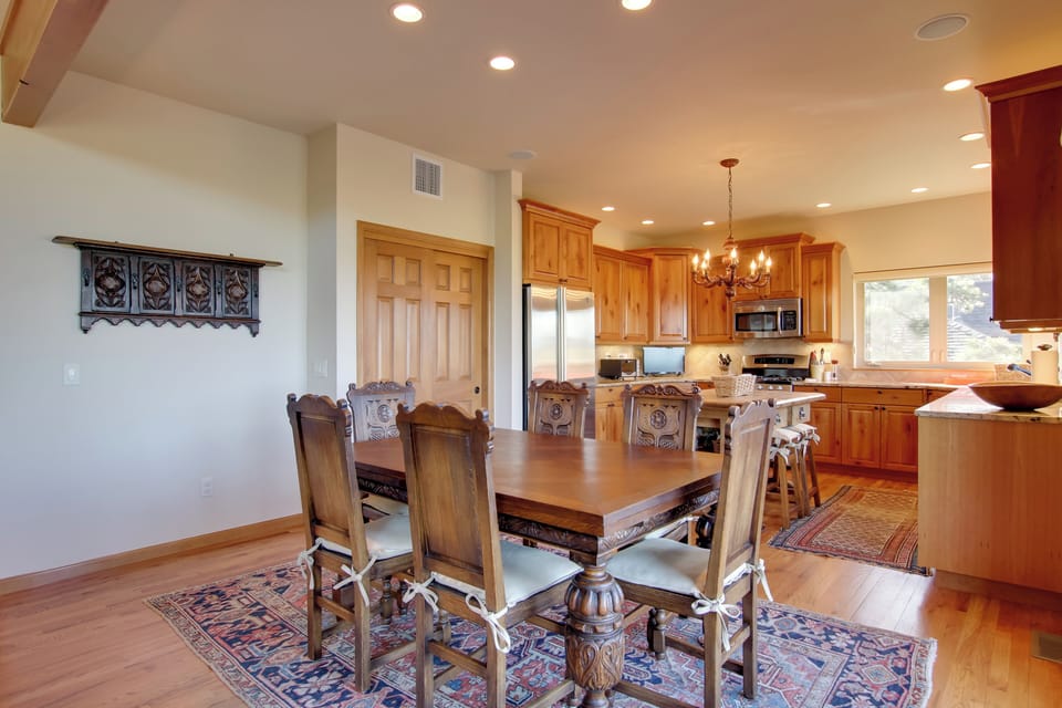 House (4 Bedrooms) | Interior