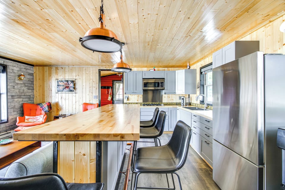 House (2 Bedrooms) | Interior