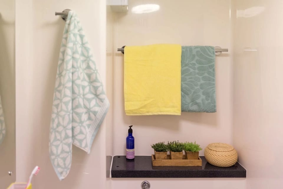 Single Room, Non Smoking | Bathroom