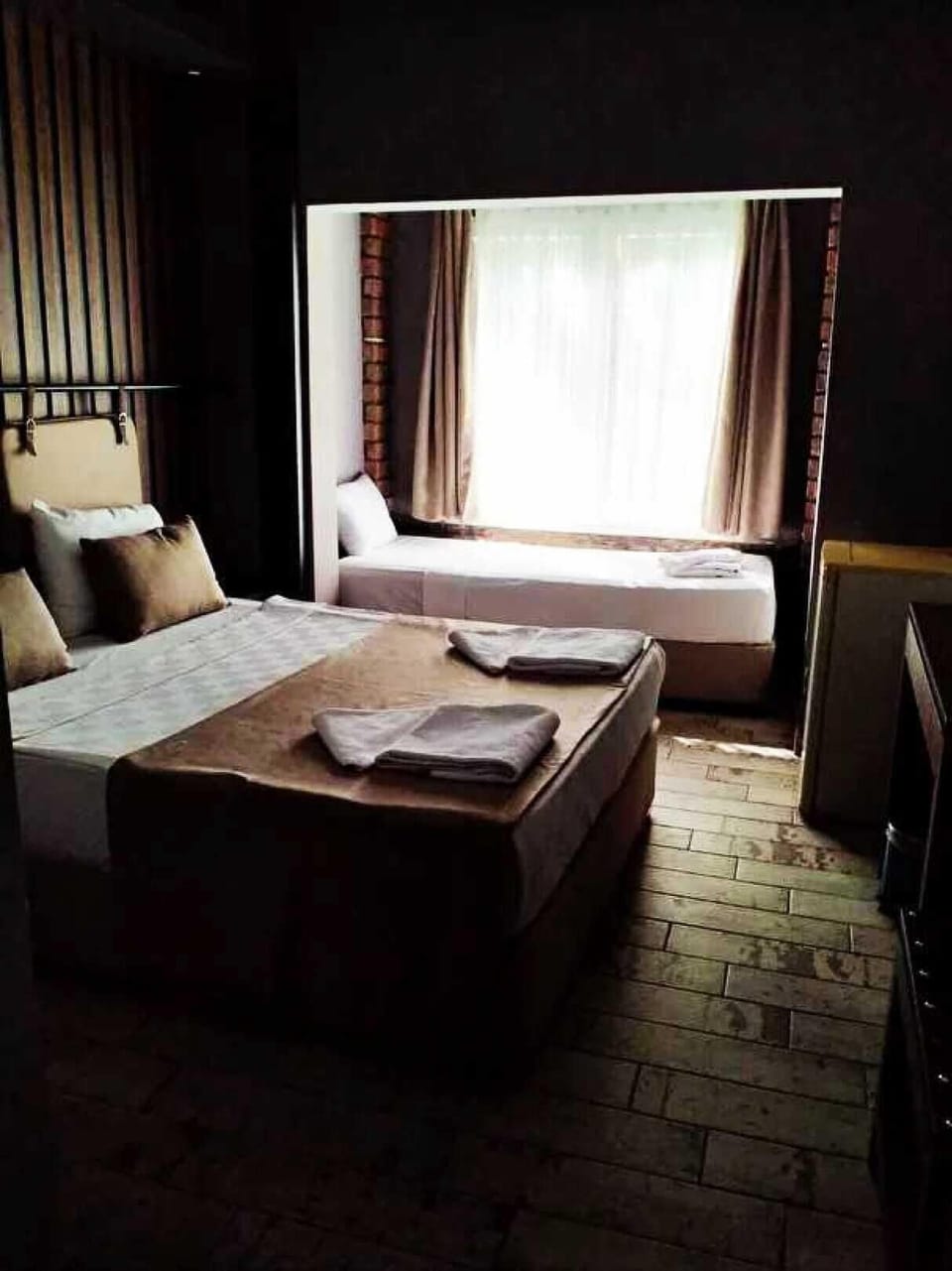Comfort Triple Room, Non Smoking, Ground Floor | Premium bedding, Select Comfort beds, minibar, WiFi (free)