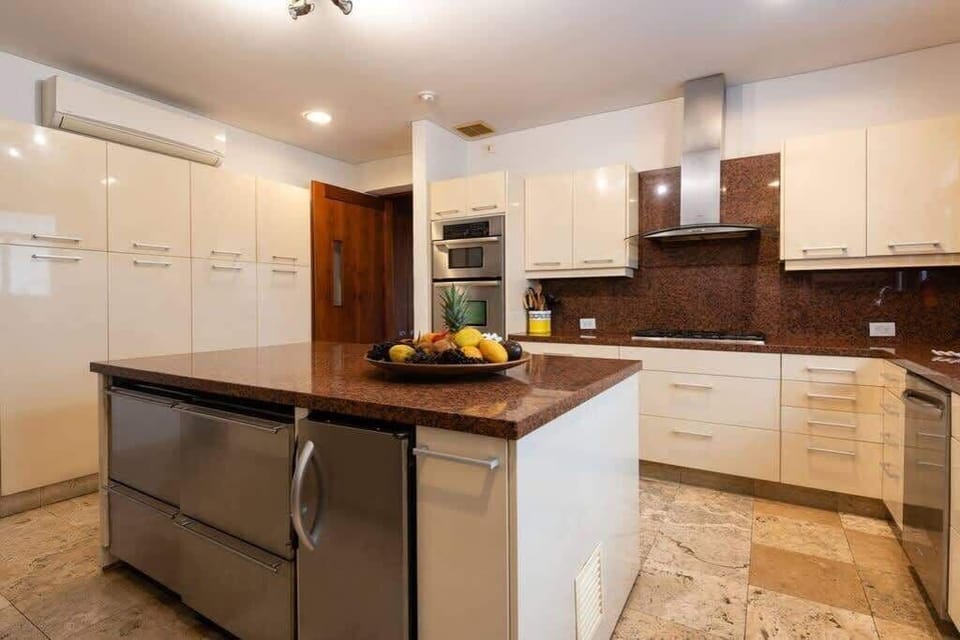 Basic Villa | Private kitchen