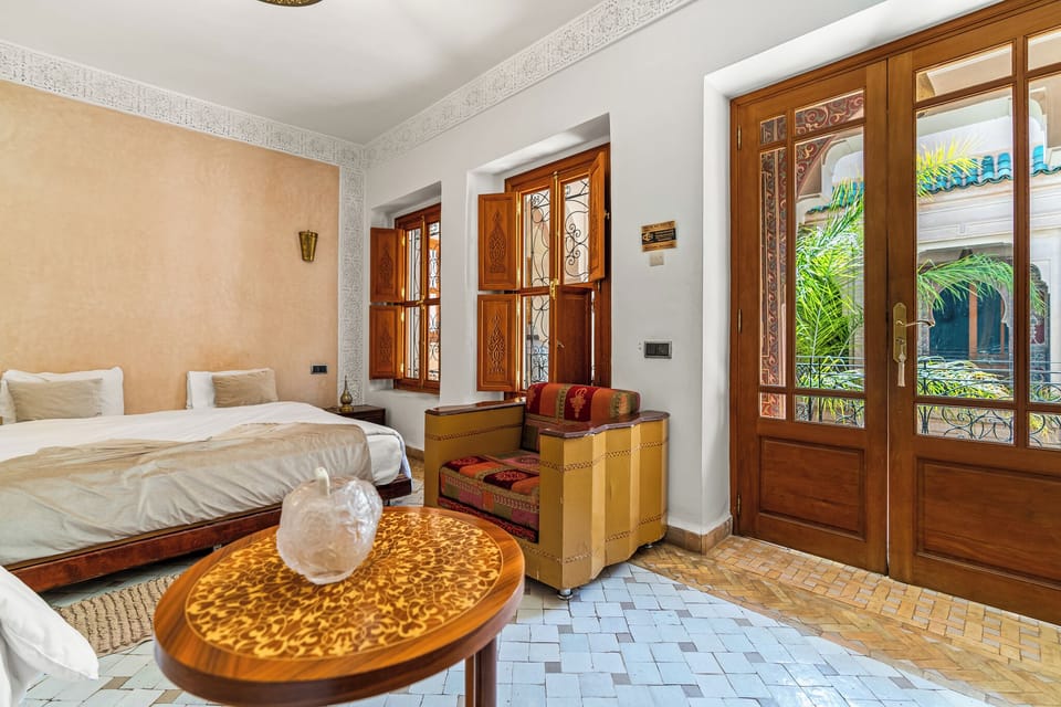 Deluxe Triple Room | Blackout drapes, soundproofing, iron/ironing board, free WiFi
