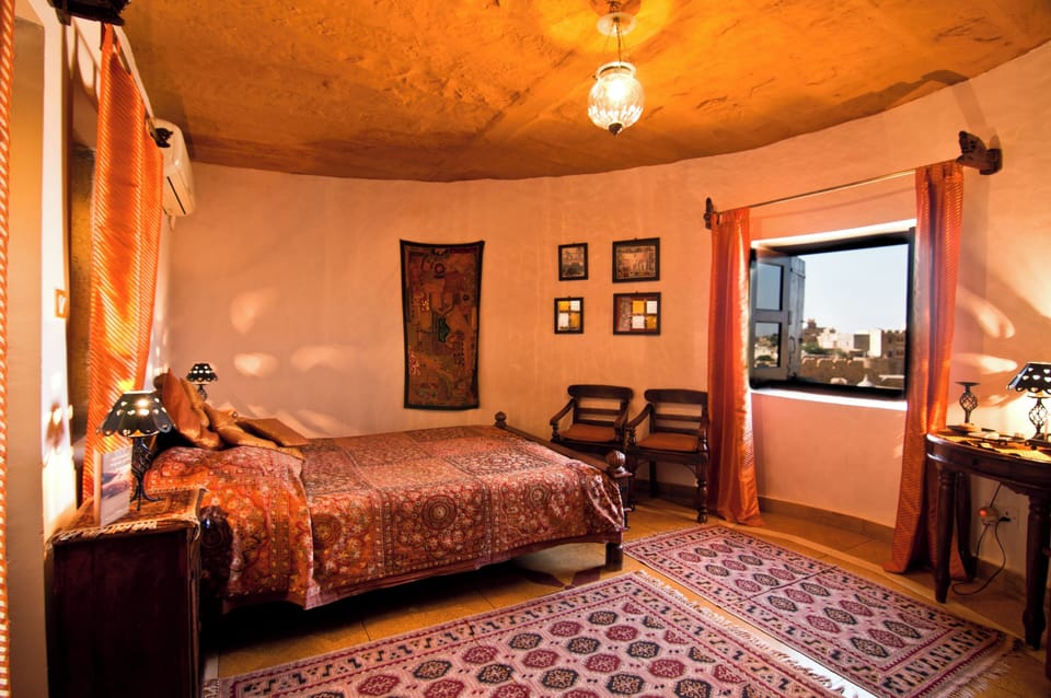 Traditional Double Room | In-room safe, individually decorated, individually furnished, desk