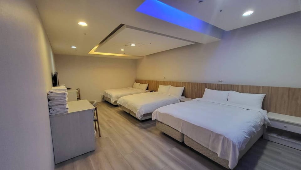 Economy Room | Free WiFi, bed sheets
