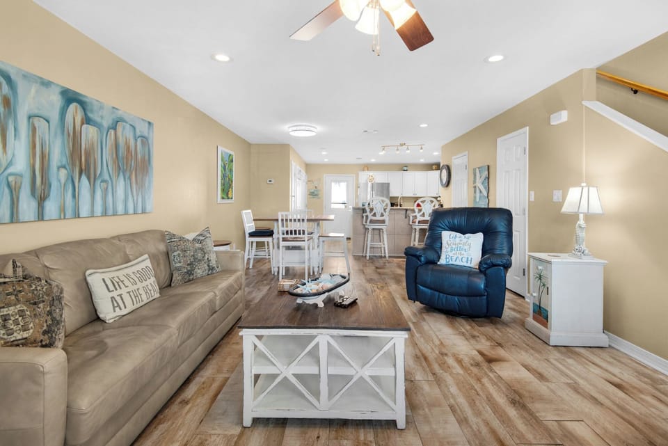 Townhome, Multiple Beds, Patio (Woodland Shores 37) | Living area | 55-inch flat-screen TV with digital channels