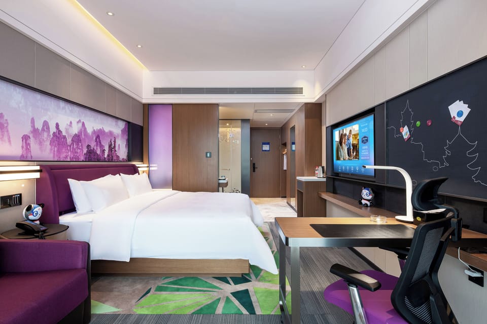 Superior Single Room, 1 Queen Bed with Sofa bed, Private Bathroom, City View | Desk, laptop workspace, WiFi (free)