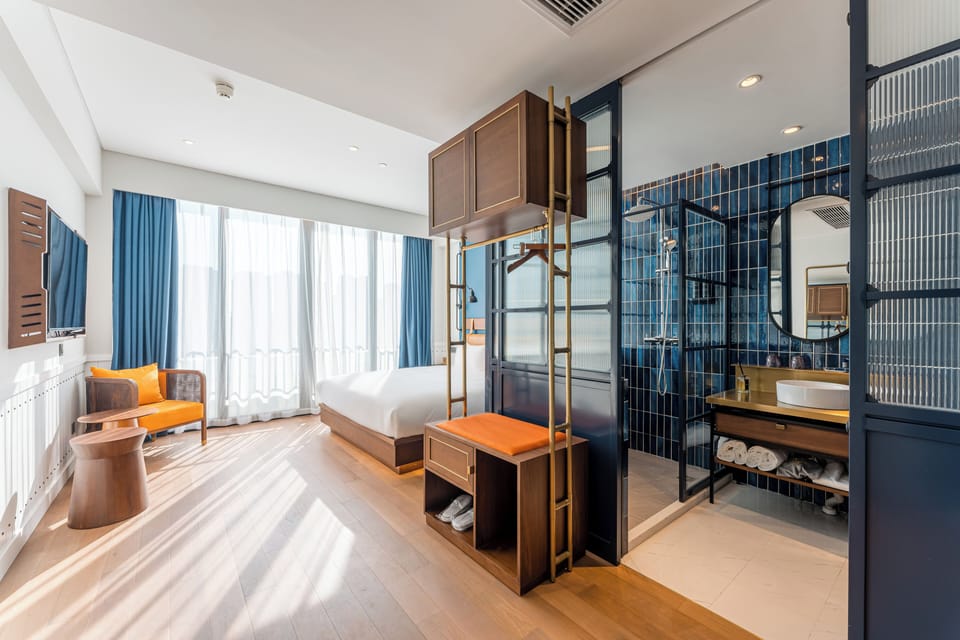 Comfort Double Room, Lanai, City View | Free WiFi