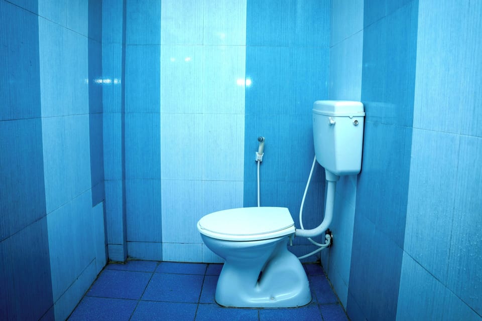 Family Room | Bathroom | Shower, towels, soap