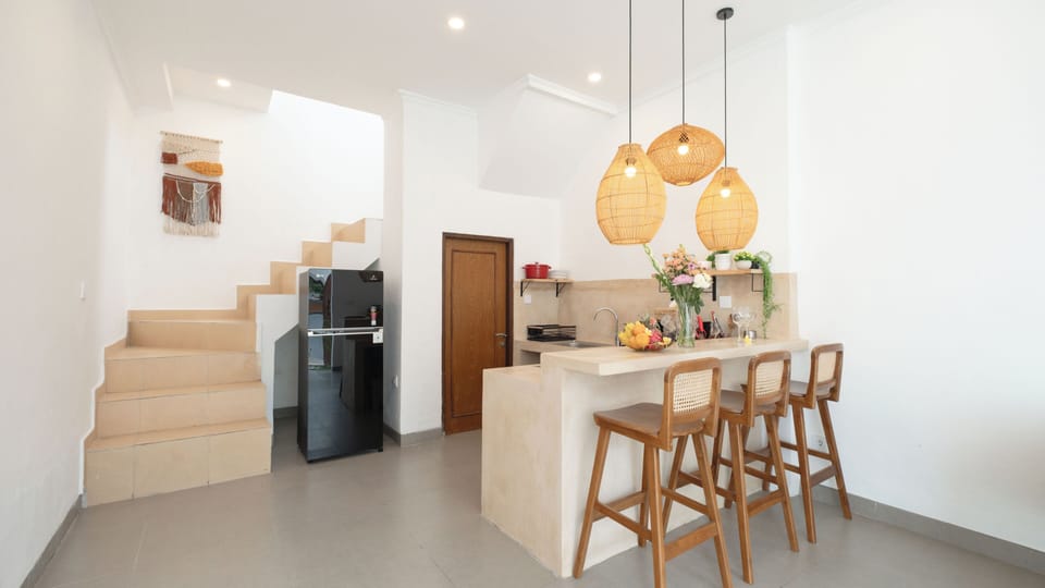 Villa, Pool View | Dining room