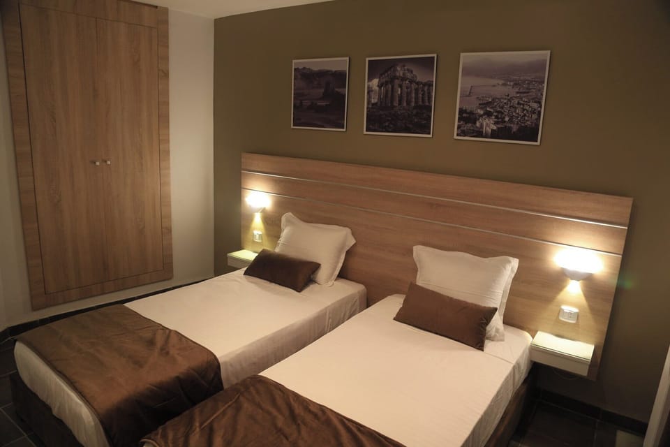 Twin Room | Free WiFi