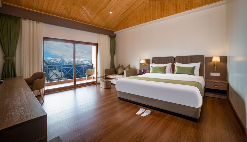 Premium Room, Balcony, Valley View | Desk, soundproofing, bed sheets