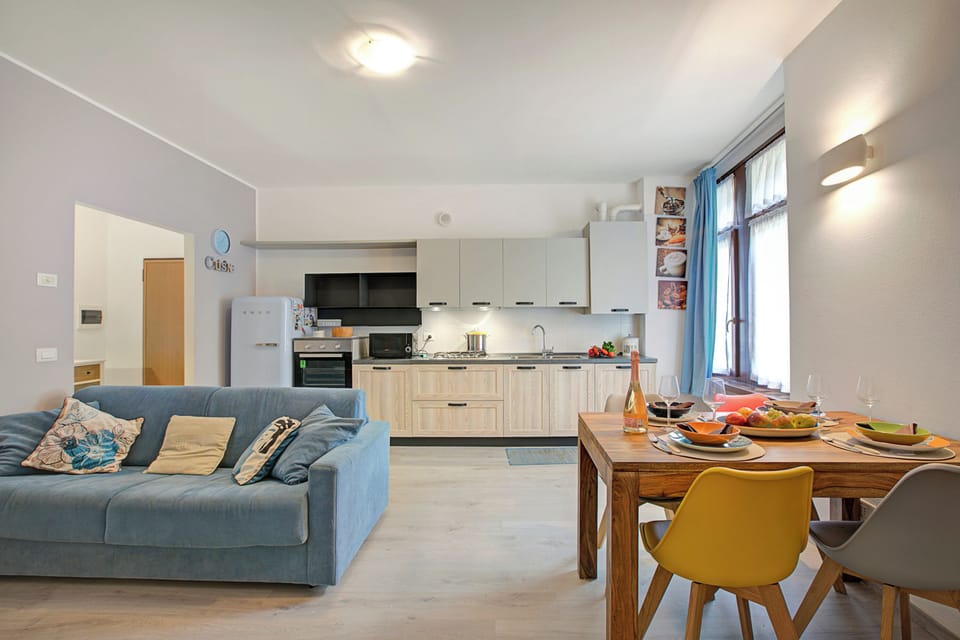 Family Apartment, 1 Bedroom, Microwave (Riva Nest) | Living area | TV