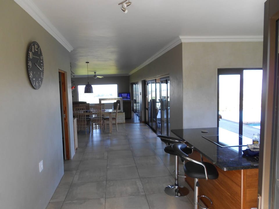 House, 3 Bedrooms, Private Pool | Dining room