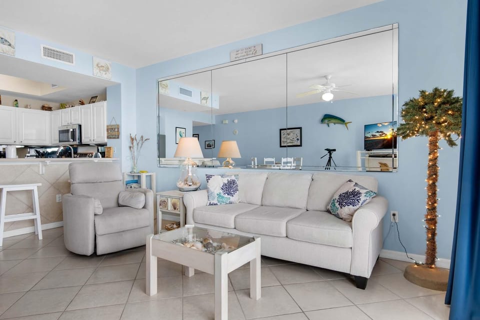 Condo, 1 King Bed with Sofa bed (Inn At Summerwind 304 - Hooked on the) | Living area
