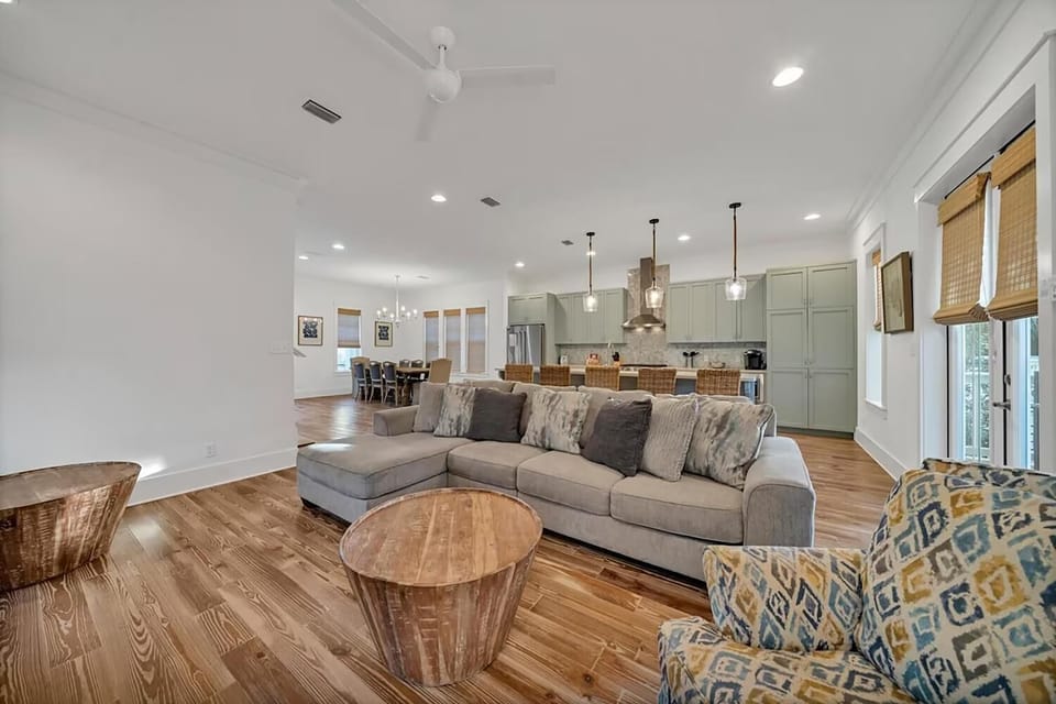 House, Multiple Beds (Saint Cecilia) | Living area