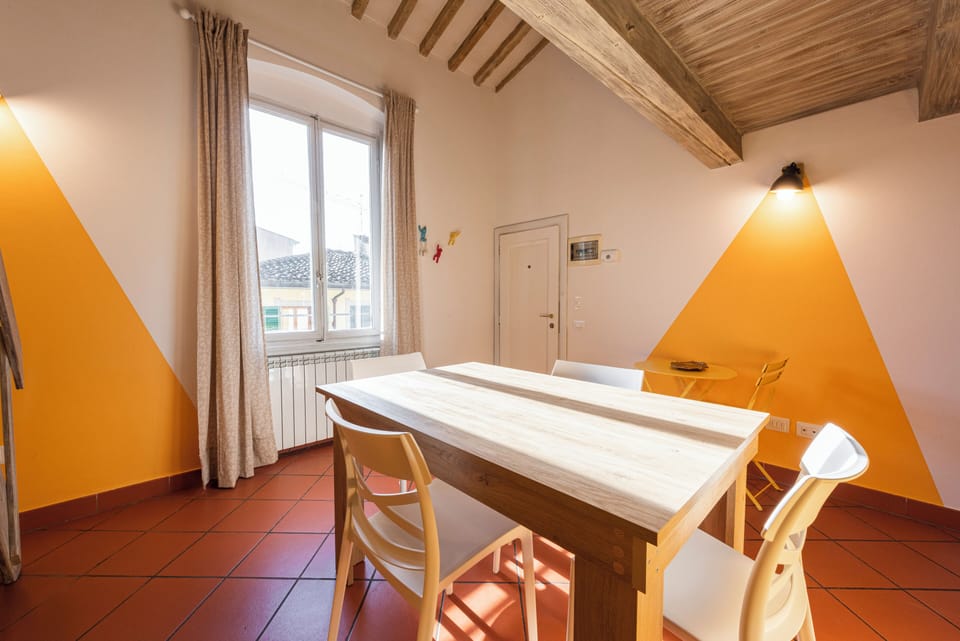 Comfort Apartment | Private kitchen | Fridge, oven, stovetop, cookware/dishes/utensils