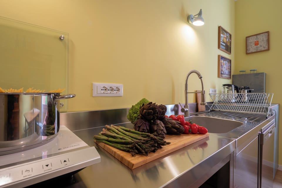 Superior Apartment | Private kitchen | Full-size fridge, microwave, oven, stovetop