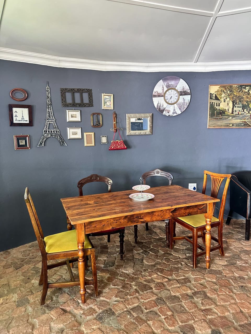 House, 1 Bedroom, Smoking, Balcony | Dining