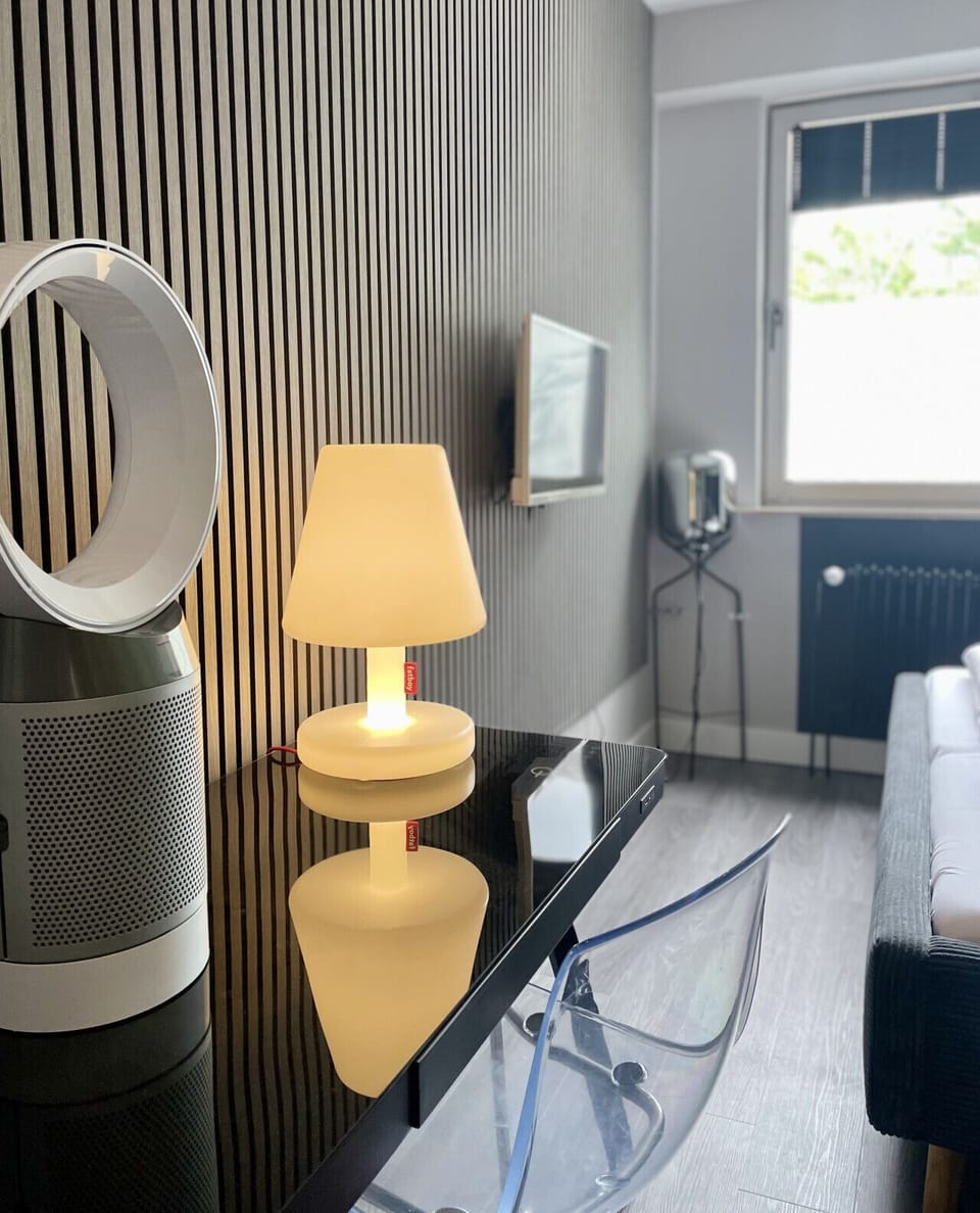 Deluxe Double Room, 1 Double Bed, Non Smoking | Free WiFi, bed sheets