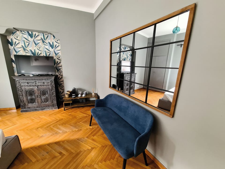 Deluxe Double Room, City View | In-room safe, WiFi (free)
