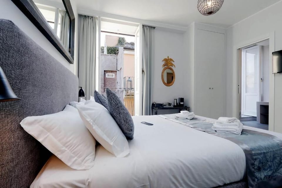 Superior Double Room, Balcony, City View | In-room safe, iron/ironing board, free WiFi