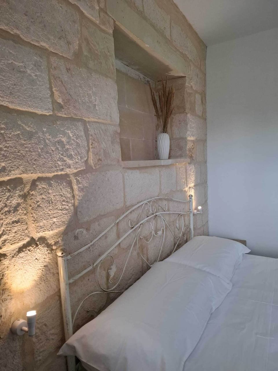 Standard Double Room, 1 Double Bed, Courtyard View | Minibar, desk, laptop workspace, blackout drapes