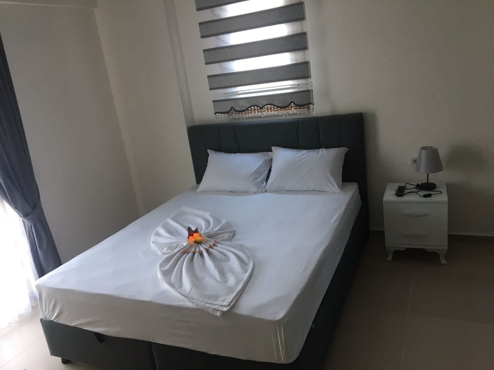 Family Studio, Balcony, Mountain View | Soundproofing, free WiFi