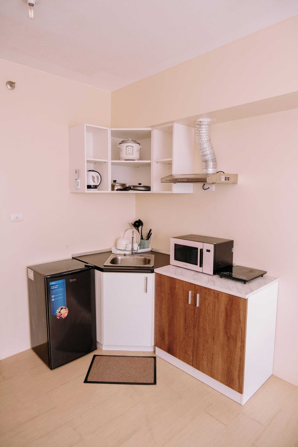 Condo, 1 Bedroom, Patio, Garden View | Interior