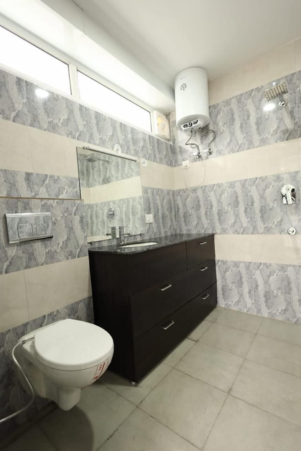 Shower, free toiletries, towels, soap