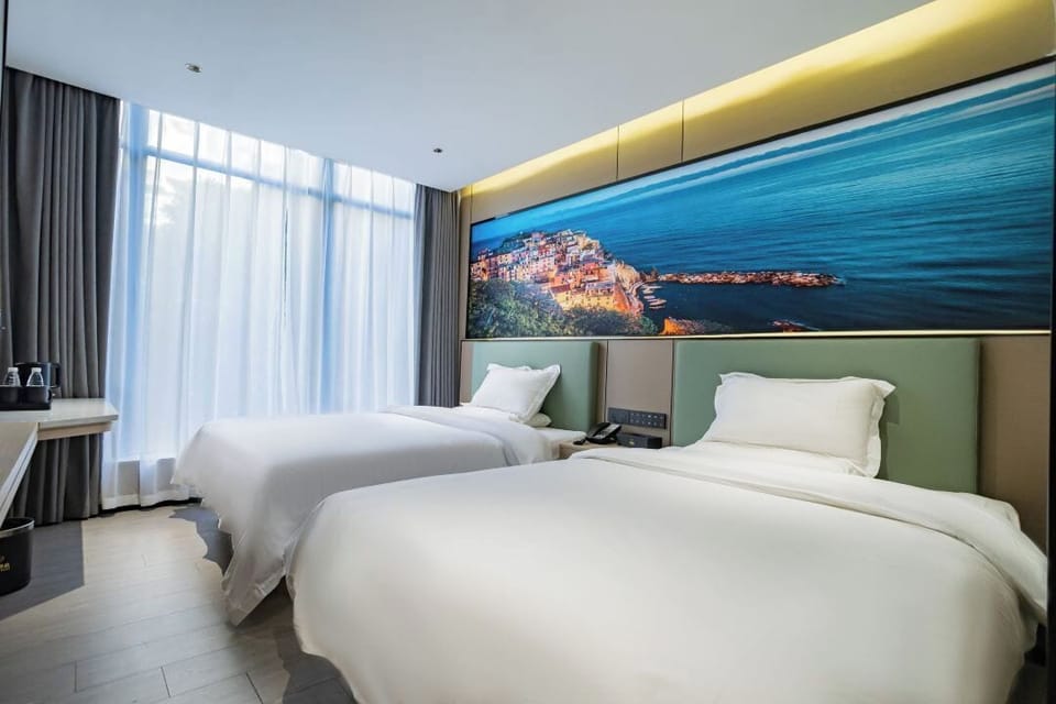 Deluxe Double Room, 2 Double Beds, Ensuite, City View | View from room