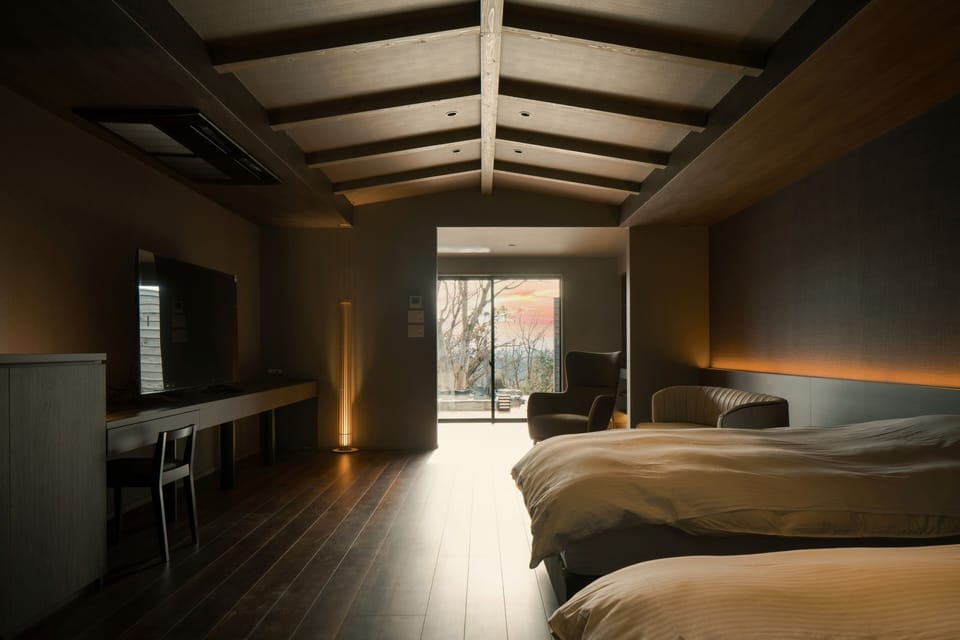 [Tegogawa]Twinroom with open-air bath, Non Smoking | Down comforters, in-room safe, desk, WiFi (free)