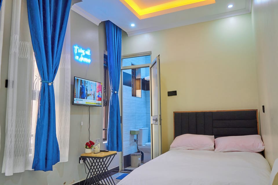 Room | Free WiFi
