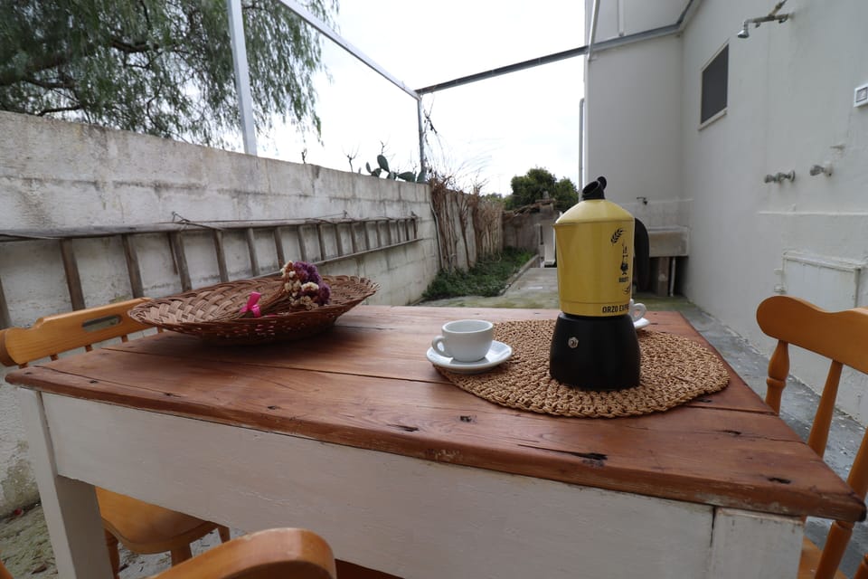Villa, 2 Bedrooms, Smoking, Private Pool | Outdoor dining