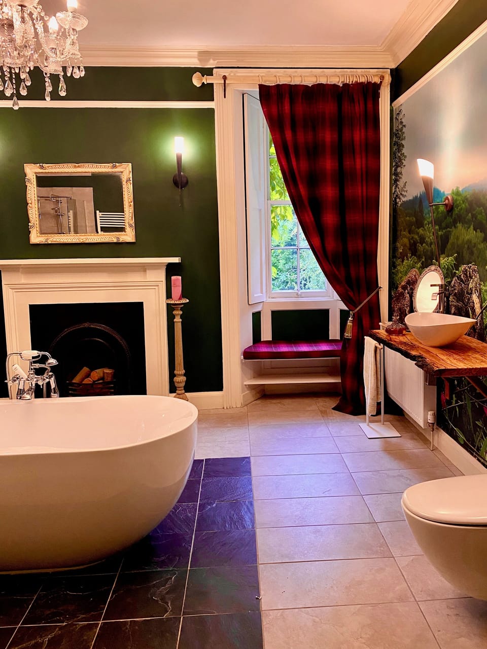 Deluxe Double Room, Garden View | Bathroom | Free toiletries, hair dryer, towels, soap