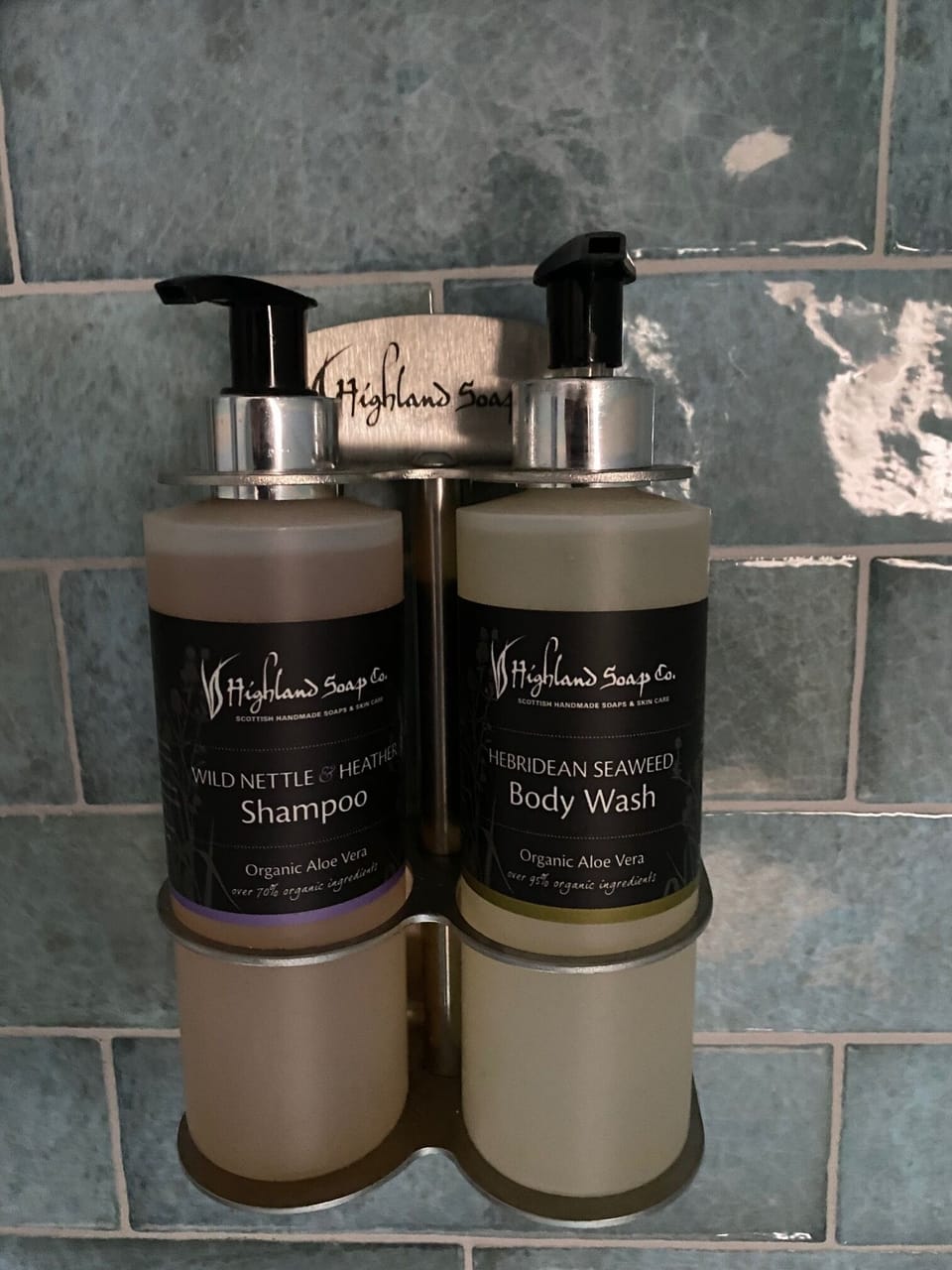 Superior Studio, Garden View | Bathroom | Free toiletries, hair dryer, towels, soap