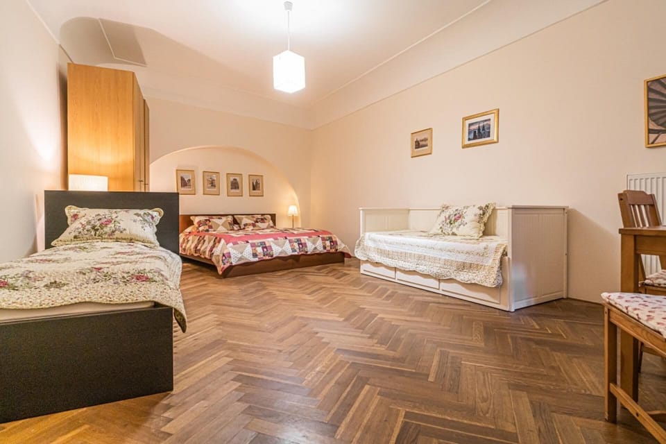 Apartment | 1 bedroom, free WiFi, bed sheets